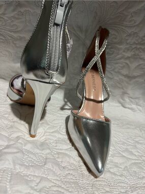 Silver Pointed Toe Stiletto Heels with Crystal Straps